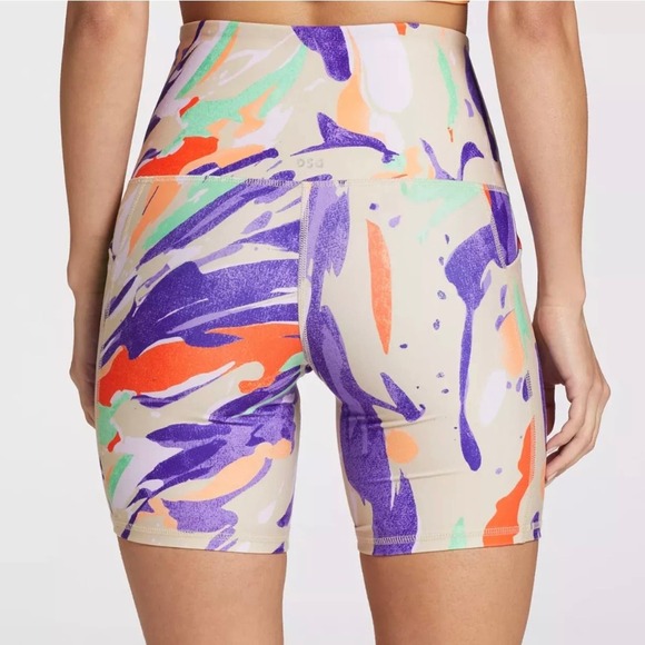 DSG Momentum 7” Ultra High Rise Biker Shorts - Picture 2 of 5